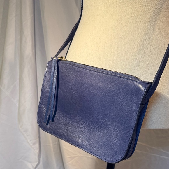 Madewell Handbags - Madewell Classic Blue Leather Crossbody Bag